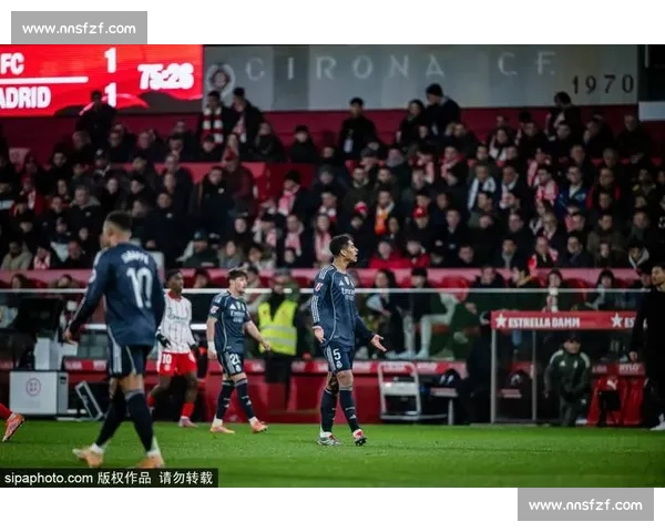 请假赴约伯纳乌！阿什拉夫见证皇马德比险胜