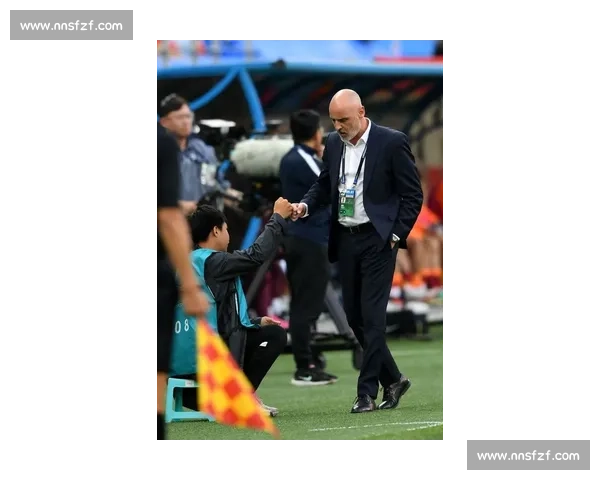 海港遭釜底抽薪！穆斯卡特携教练组加盟流浪者，争冠亚冠遇劫